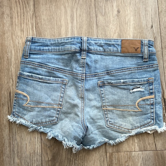 American Eagle Stretch Hi-Rise Festival Denim Shorts - Picture 4 of 4